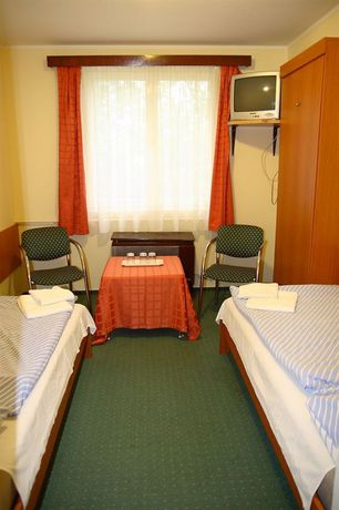 Imagen de la habitación del Hotel Touring, NAGYKANIZSA. Foto 10