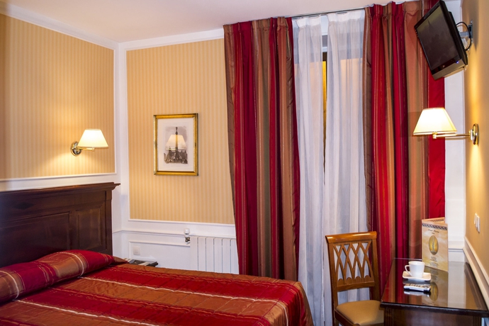 Imagen de la habitación del Hotel Touring, Ópera. Foto 7