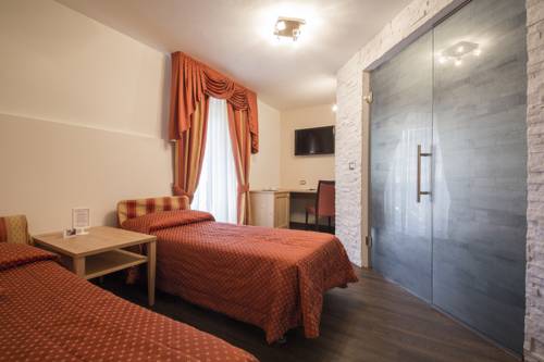 Imagen de la habitación del Hotel Touring, Predazzo. Foto 10
