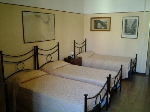 Imagen de la habitación del Hotel Touring, Roma. Foto 2