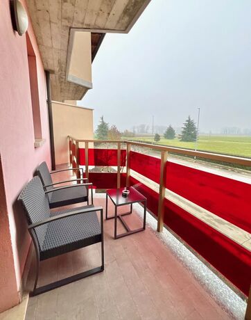 Imagen general del Hotel Touring, Seniga. Foto 6