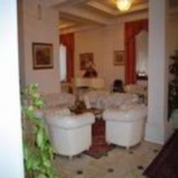 Imagen general del Hotel Touring and Internazionale. Foto 9