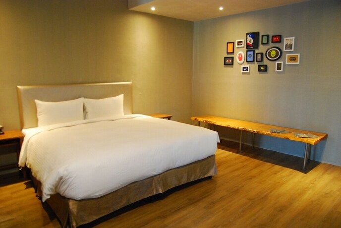 Imagen de la habitación del Hotel Tourism Inn. Foto 12