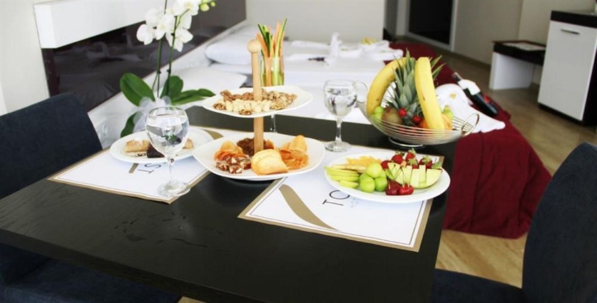 Imagen de la habitación del Hotel Tourist Antalya. Foto 5