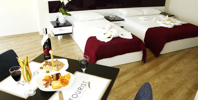 Imagen de la habitación del Hotel Tourist Antalya. Foto 6