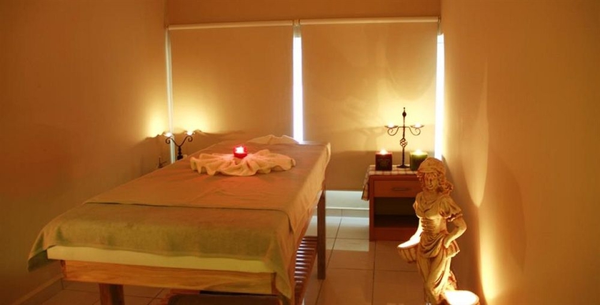 Imagen de los interiores del Hotel Tourist Antalya. Foto 10