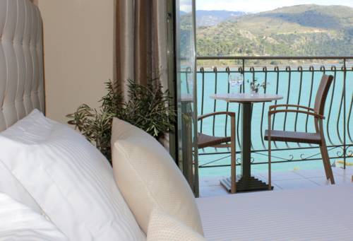 Imagen de la habitación del Hotel Tourist, Argostoli. Foto 3
