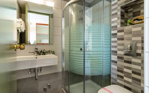 Imagen de la habitación del Hotel Tourist, Argostoli. Foto 6