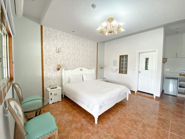 Imagen de la habitación del Hotel Tourist Home BandB. Foto 13