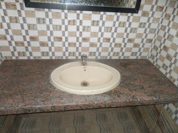 Imagen general del Hotel Tourist Home Lodging. Foto 2