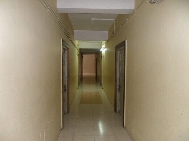 Imagen de los interiores del Hotel Tourist Home Lodging. Foto 26