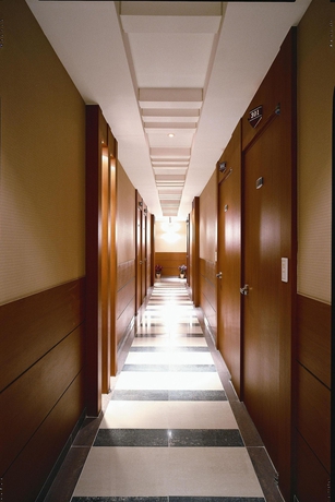 Imagen de los interiores del Hotel Tourist June. Foto 7