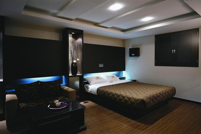 Imagen de la habitación del Hotel Tourist June. Foto 5