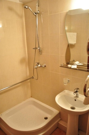 Imagen de la habitación del Hotel Tourist, Kiev. Foto 10