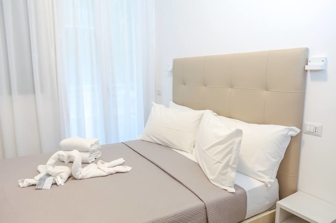 Imagen de la habitación del Hotel Tourist Meuble. Foto 5