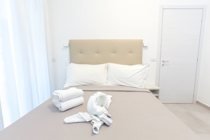 Imagen de la habitación del Hotel Tourist Meuble. Foto 6