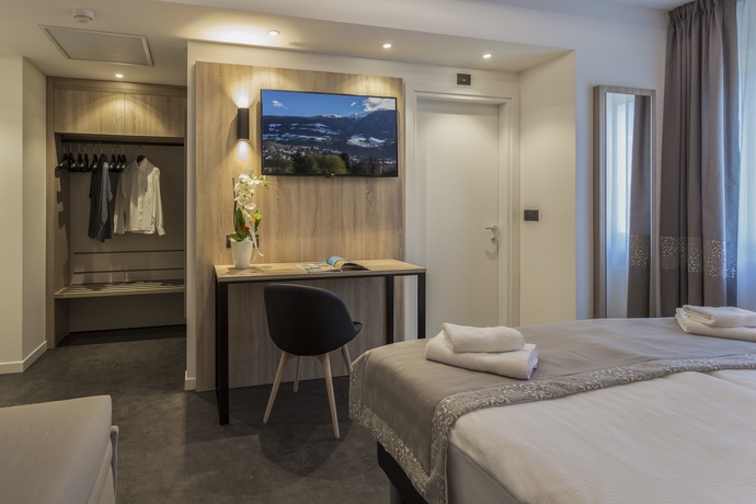 Imagen de la habitación del Hotel Tourist, Milland - Millan. Foto 9