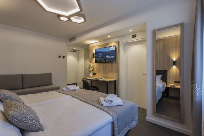 Imagen de la habitación del Hotel Tourist, Milland - Millan. Foto 11