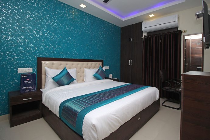Imagen de la habitación del Hotel Tourist Palace Near Delhi Airport. Foto 6