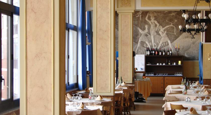 Imagen general del Hotel Tourist, Potenza. Foto 4