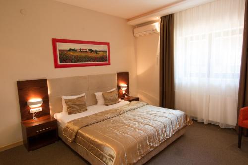 Imagen de la habitación del Hotel Tourist Resort Ribarsko Ostrvo. Foto 5