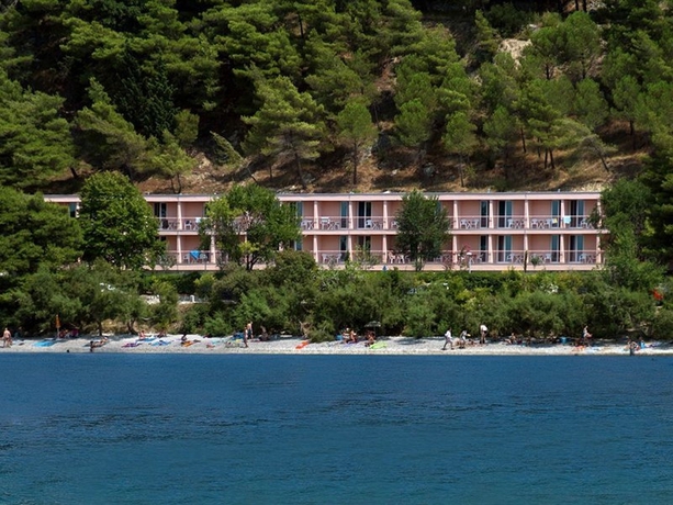 Imagen general del Hotel Tourist Settlement Brzet. Foto 6