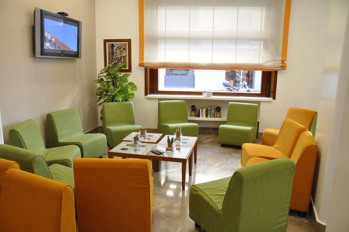 Imagen de los interiores del Hotel Tourist, Sorrento. Foto 11