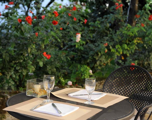 Imagen del bar/restaurante del Hotel Tourist, Sorrento. Foto 5