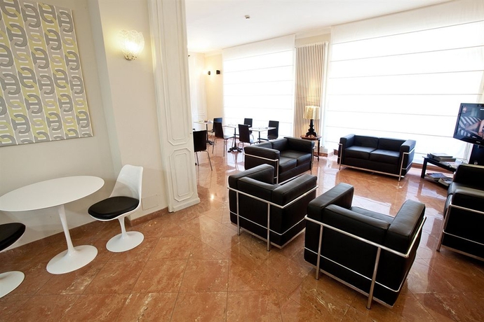 Imagen de los interiores del Hotel Tourist, Turín. Foto 12