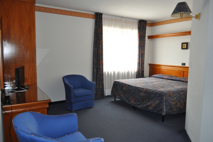 Imagen de la habitación del Hotel Tourist, Valtournenche. Foto 5