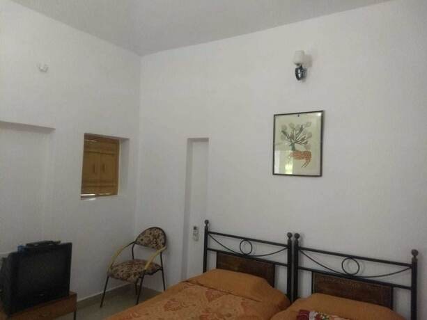 Imagen de la habitación del Hotel Tourist village Khajuraho. Foto 19