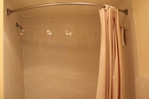 Imagen de la habitación del Hotel Tourway Inn. Foto 12