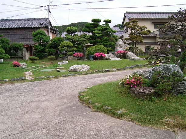 Imagen de los exteriores del Hotel Toushijima Onsen Suzunami. Foto 17