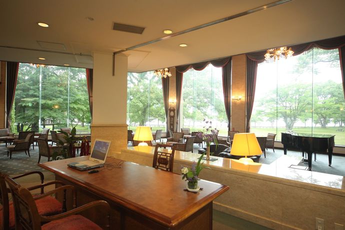 Imagen del bar/restaurante del Hotel Towadako Lakeview Hotel. Foto 10