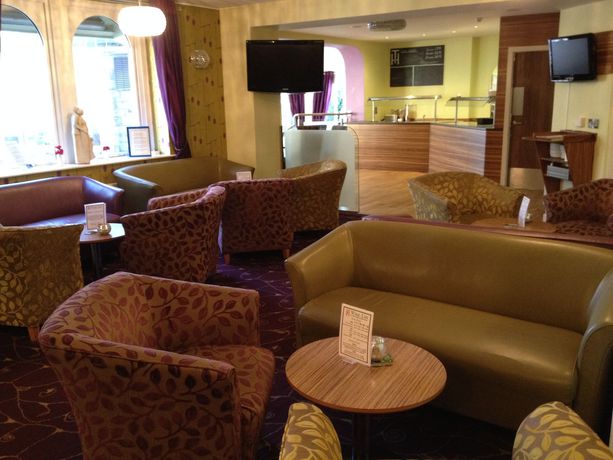 Imagen de la habitación del Hotel Tower House. Foto 3