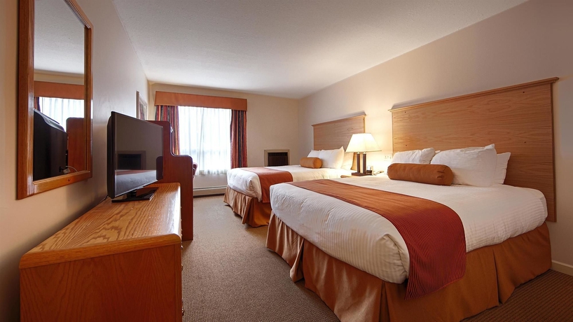 Imagen de la habitación del Hotel Tower Inn and Suites. Foto 10