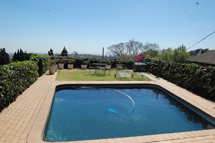 Imagen de la piscina del Hotel Tower Lodge, Johannesburgo. Foto 14