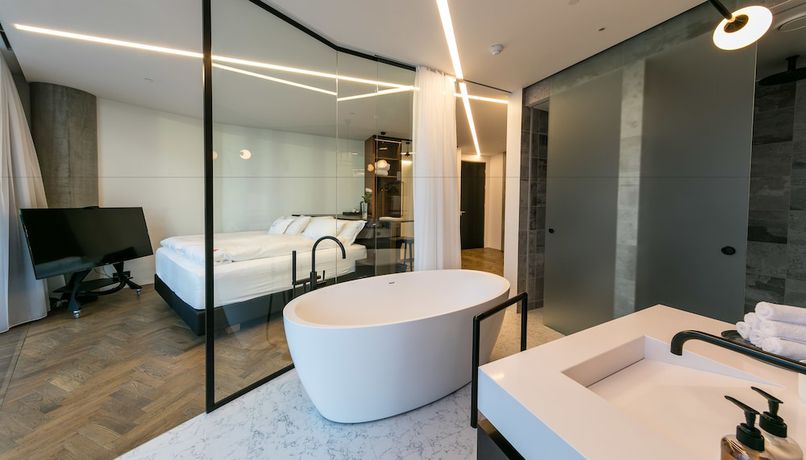 Imagen de la habitación del Hotel Tower Suites Reykjavik. Foto 14