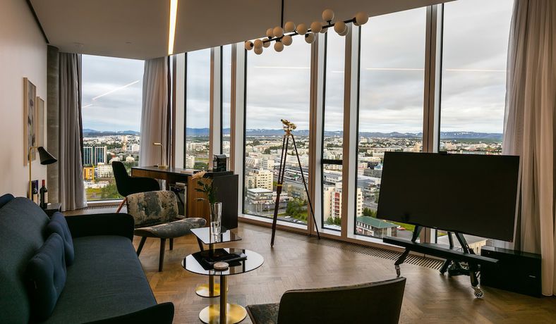 Imagen de la habitación del Hotel Tower Suites Reykjavik. Foto 17