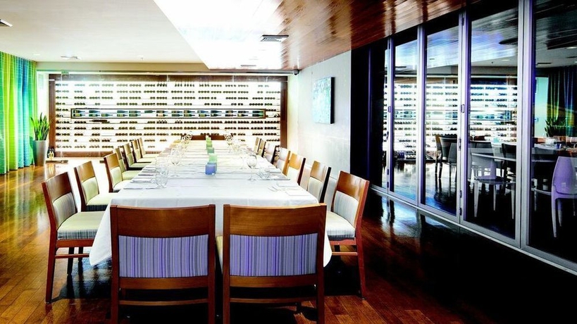 Imagen del bar/restaurante del Hotel Tower23. Foto 5