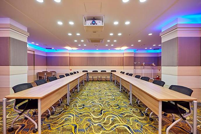 Imagen general del Hotel TowerHill Hotel. Foto 3