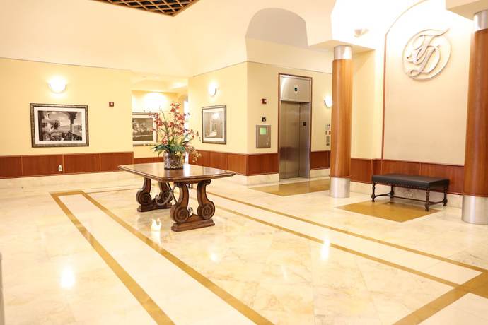Imagen de los interiores del Hotel Towers of Dadeland by Miami Vacations. Foto 19
