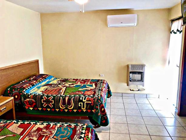 Imagen de la habitación del Hotel Towi. Foto 5