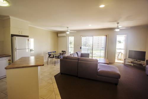Imagen de la habitación del Hotel Town Beach Beachcomber Resort. Foto 4