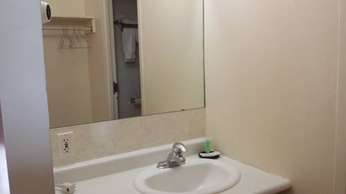 Imagen de la habitación del Hotel Town Centre Hotel. Foto 12