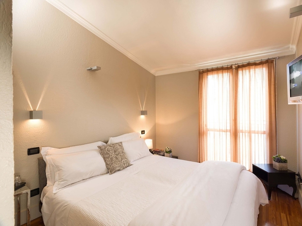 Imagen de la habitación del Hotel Town House 12. Foto 5