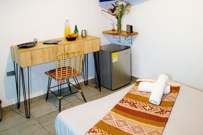 Imagen general del Hotel Town House Jiwa in Provenza. Foto 7