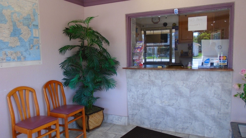 Imagen de los interiores del Hotel Town House Motel. Foto 19