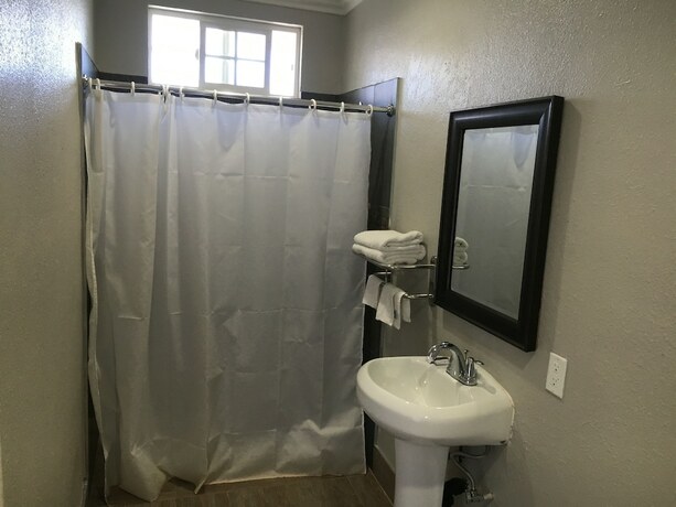 Imagen general del Hotel Town House Motel, Lynwood. Foto 9
