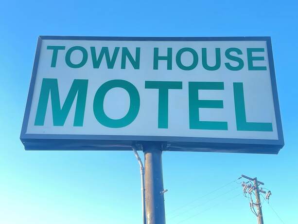 Imagen general del Hotel Town House Motel, Sanger. Foto 3